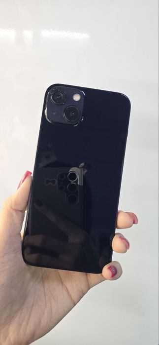 Продам  Iphone 13