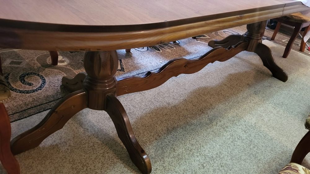 Продам стол со стульями