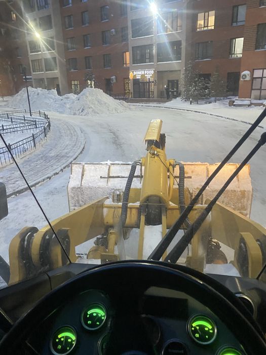 Вывоз снега услуги Погрузчика
