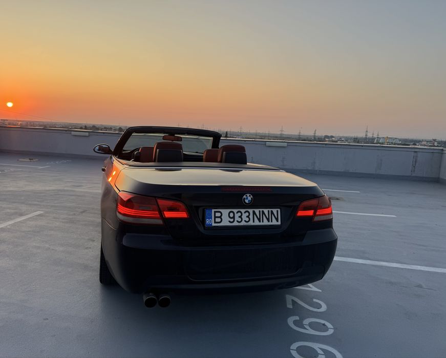 BMW Seria 3 E93 // Pachet M // Decapotabilă // Interior Coral red // Bi-Xenon // Navi Mare //