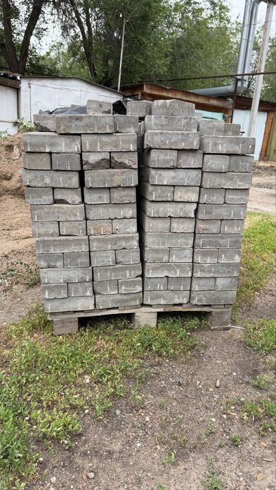 Продам брусчатку шпалы и ванну