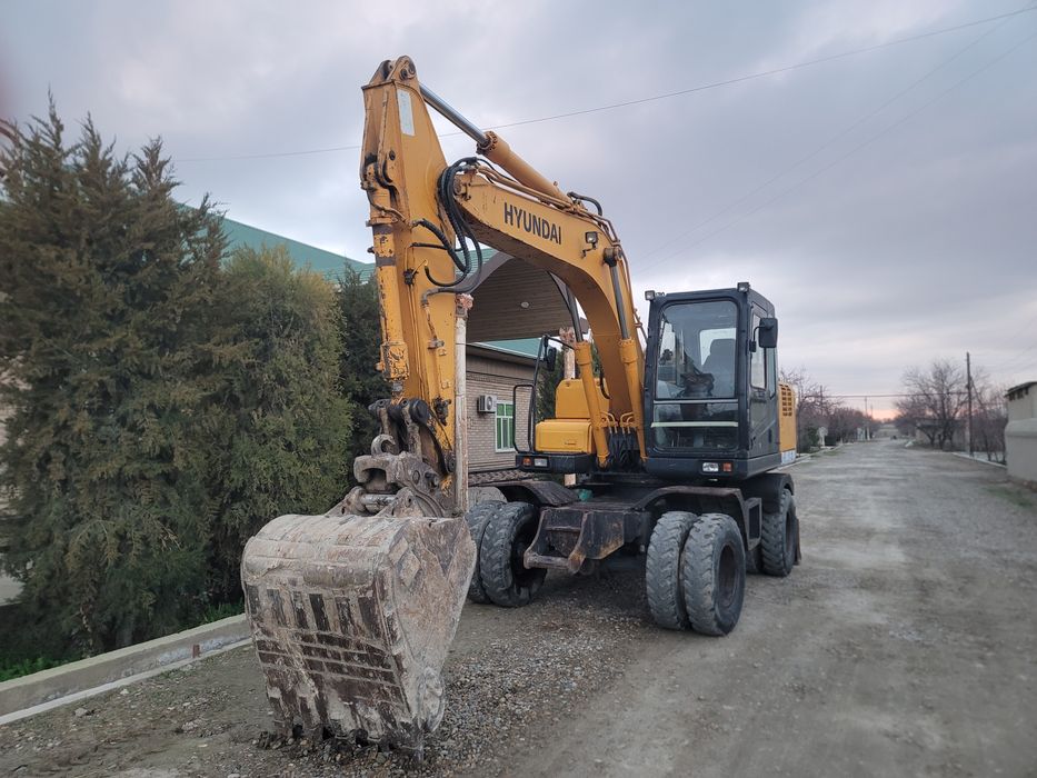 Ekskavator 1400 arendaga ishga beriladi