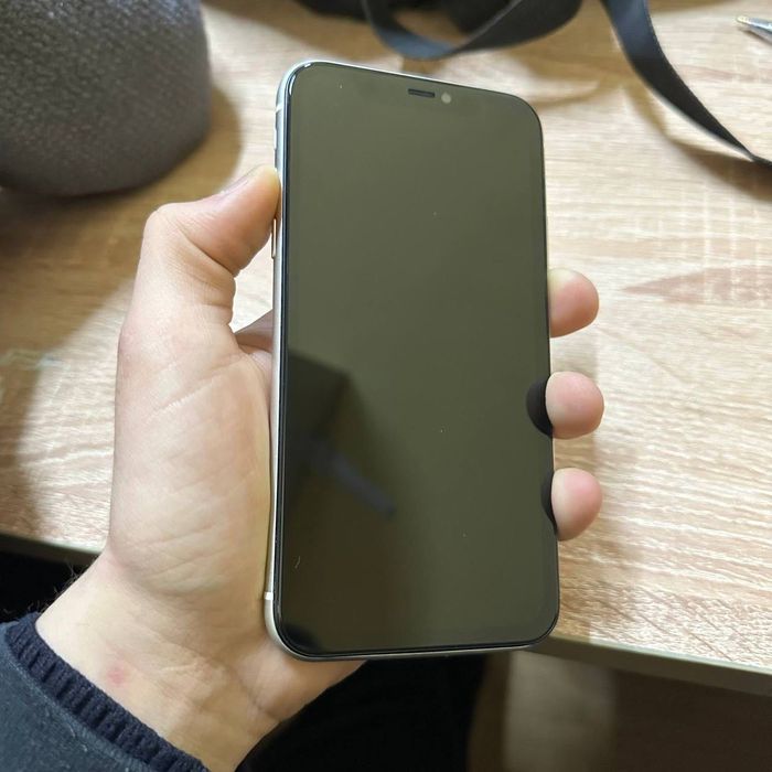 iPhone 11 64/82 ideal