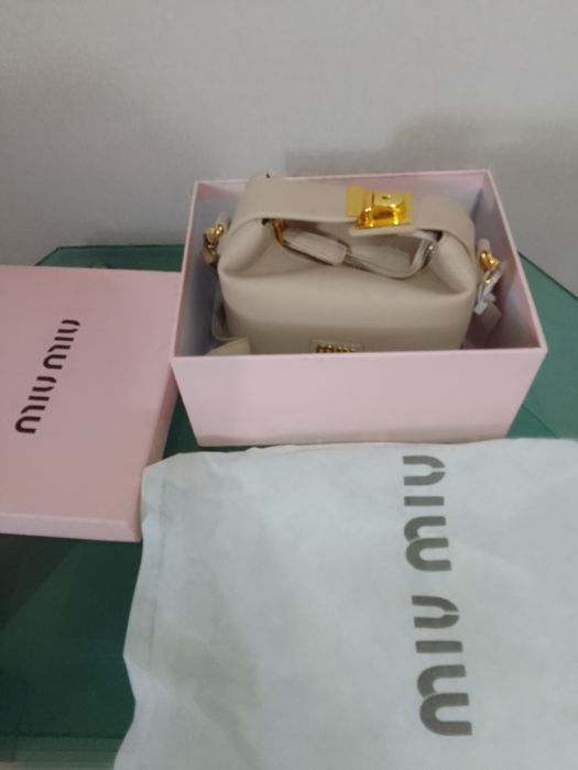 Сумка мию мию молчный свет