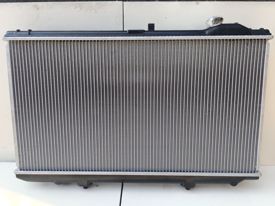 Радиатор охлаждения LEXUS GS S160