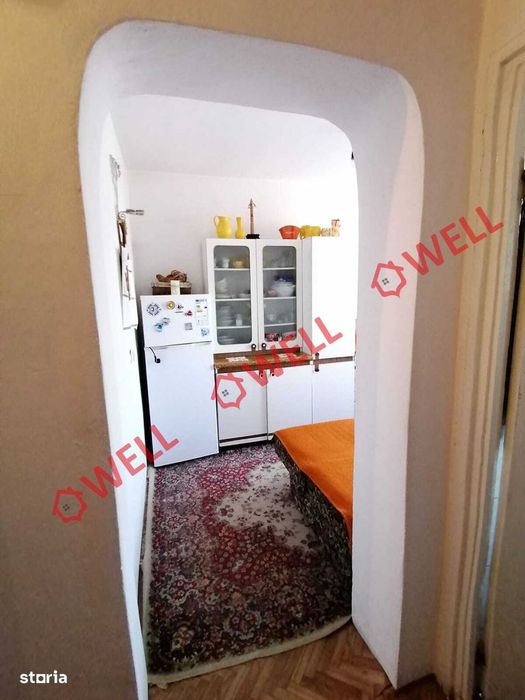 Apartament cu 3 camere de vânzare pe strada Dozsa György!