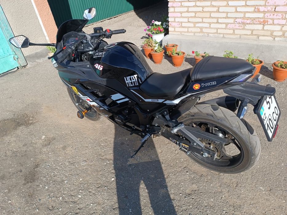 Продам мотоцикл SYCMCC