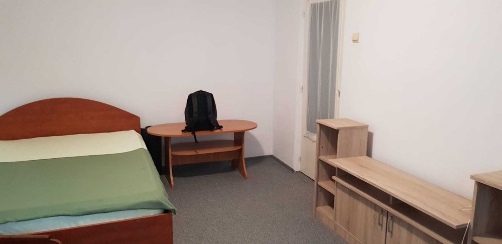 Garsonieră de vânzare