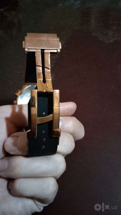Часы HUBLOT GEHEVE срочно.