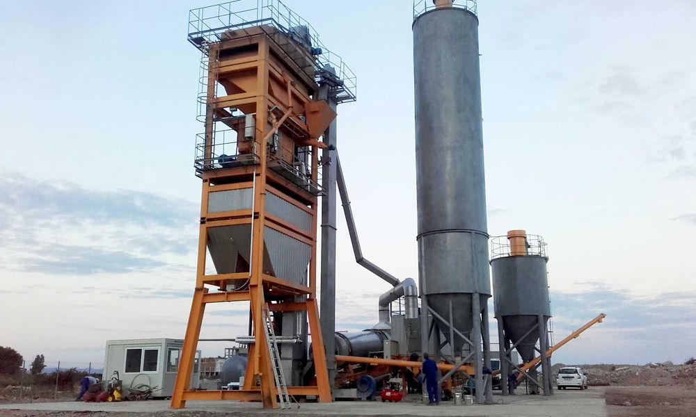 STATIE DE ASFALT DE VANZARE, Capacitate 100 T/H, noua si in stoc