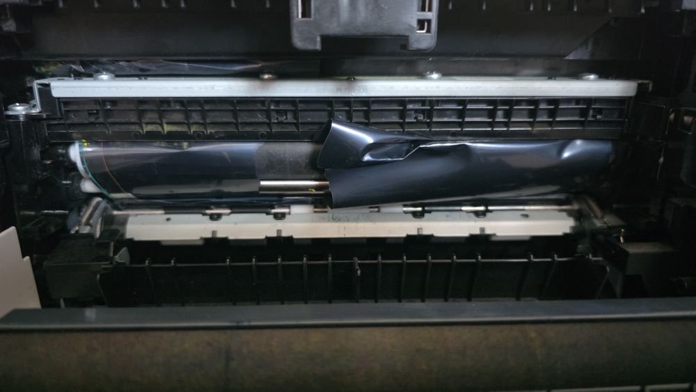 Canon  MF8550cdn defecta ( pentru piese )