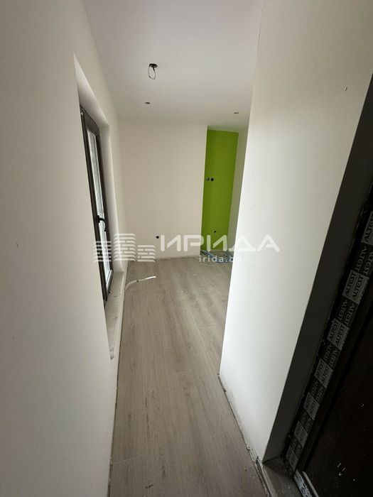 Къща в гр. Костинброд - с. Чибаовци 180m²