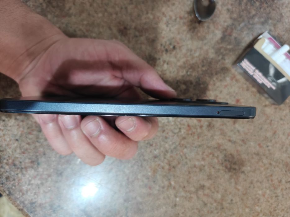 Продам телефон Realme Note 70