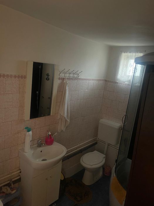 Vand casa in sat caldarusanca , com. Glodeanu sarat