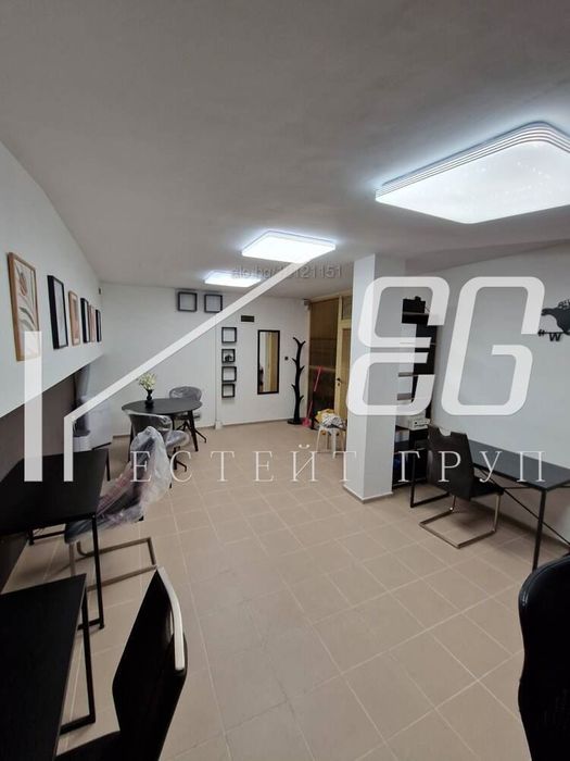 Офис в Варна-Общината площ 25 цена 600