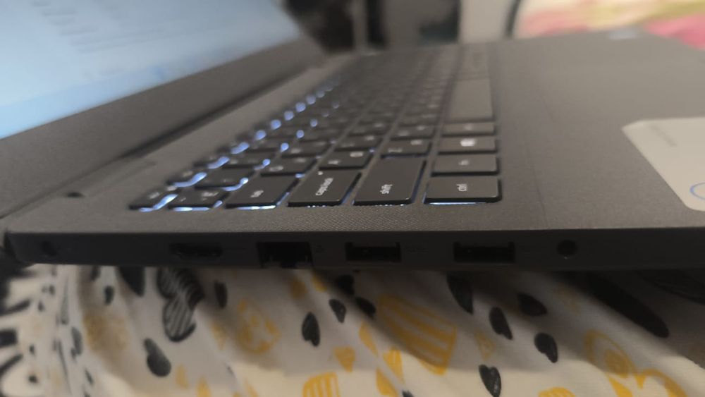 Ноутбук Dell в отличном состоянии