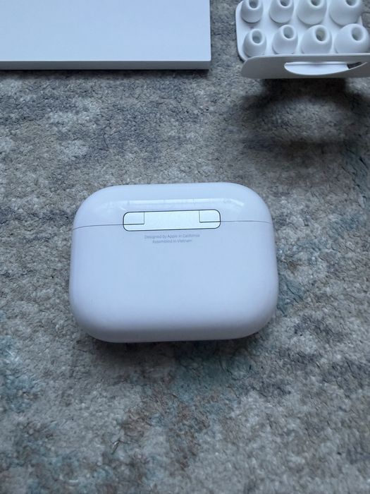 Airpods pro 3 в идеальном состояний