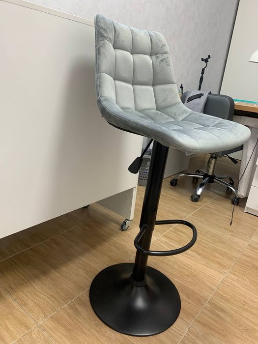 Стул барный почти новый