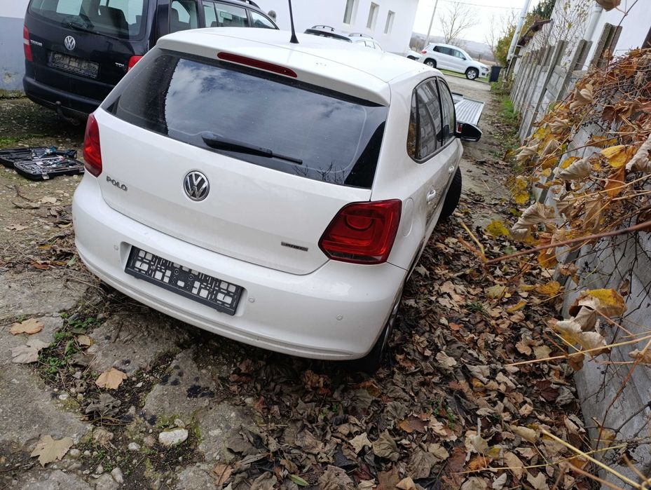 Dezmembrez volkswagen vw polo 6R 2011 1.4 bifuel benzina gaz cod CMAA