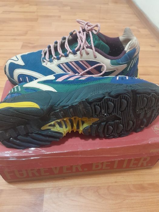 Pantofi sport Adidas,mărime 42,5,lungime brant 27 cm