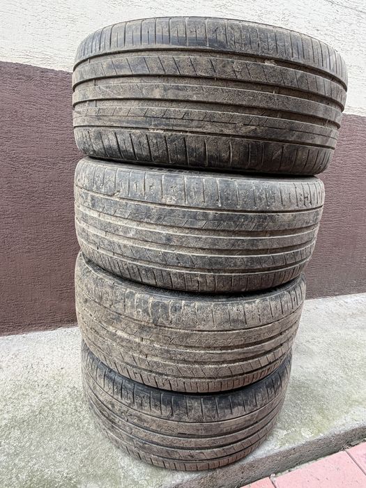 Шины б/у, размер 18