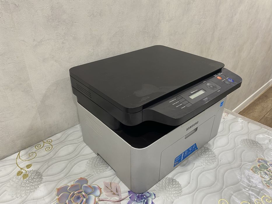 Samsung M2070 Xpress белый