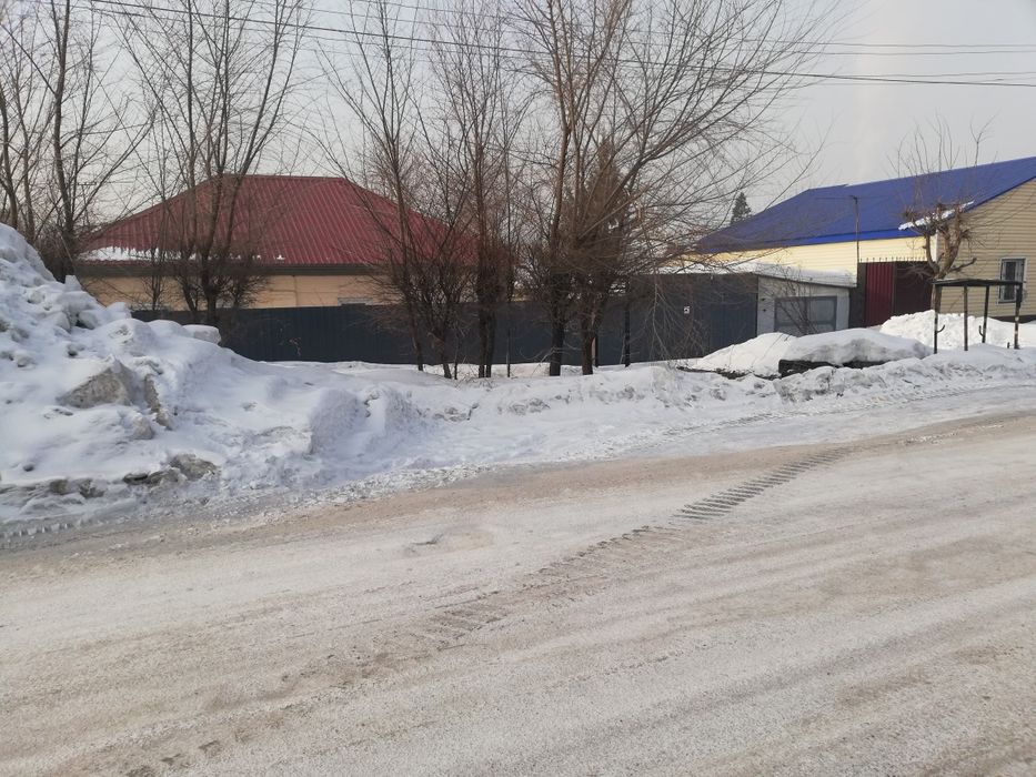 Продам дом с центральным отоплением.