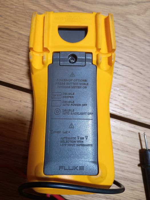 Multimetru automat FLUKE 113