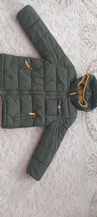 Запазено детско яке H&M