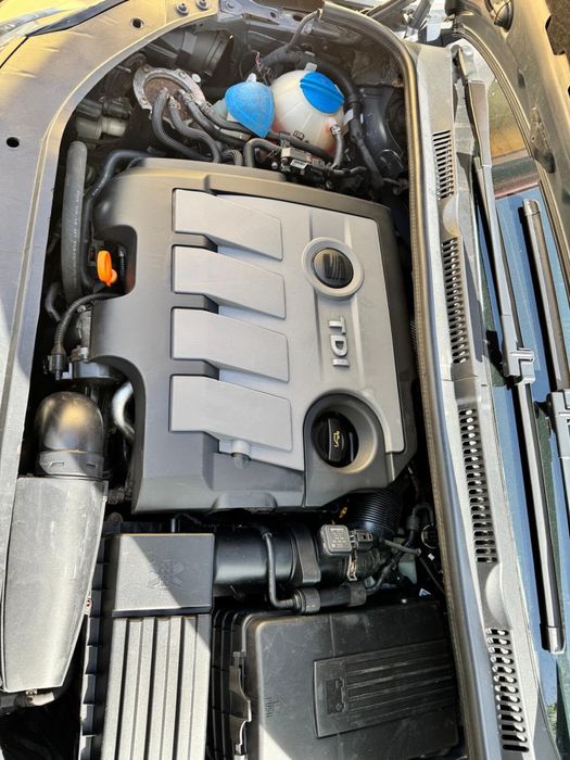 Volkswagen Golf Plus 1.6 TDI 105 CP Automată, 2010