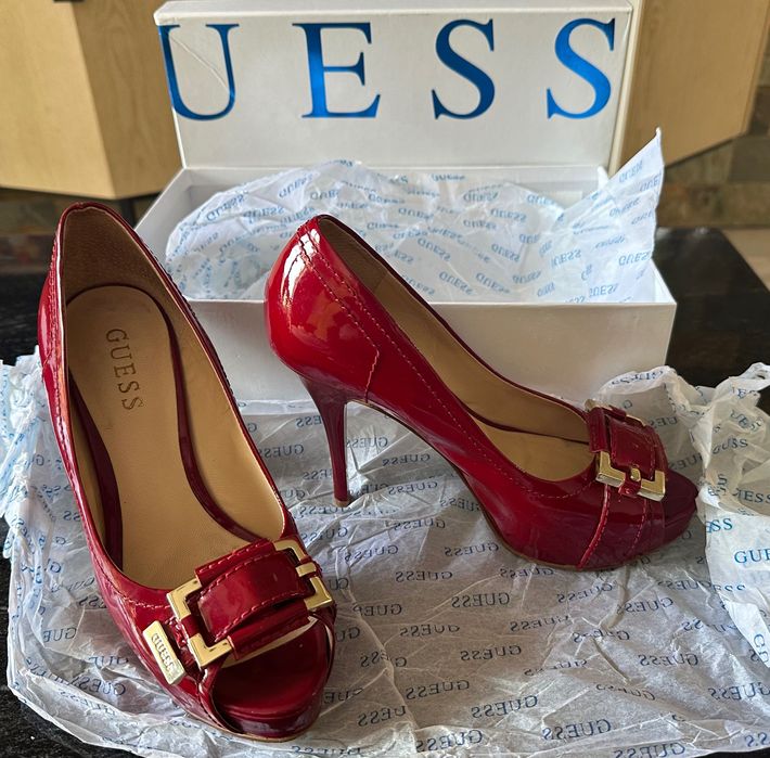 Дамски официални обувки Guess