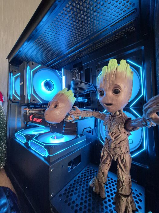 Продам игровой комплект