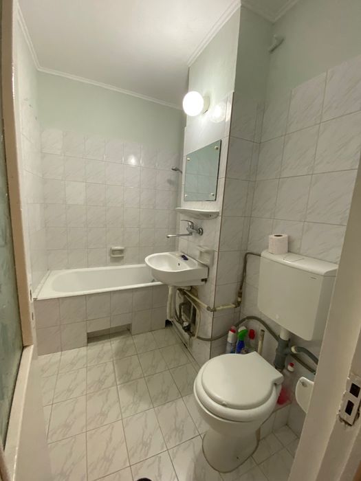 Apartament cu o cameră de inchiriat