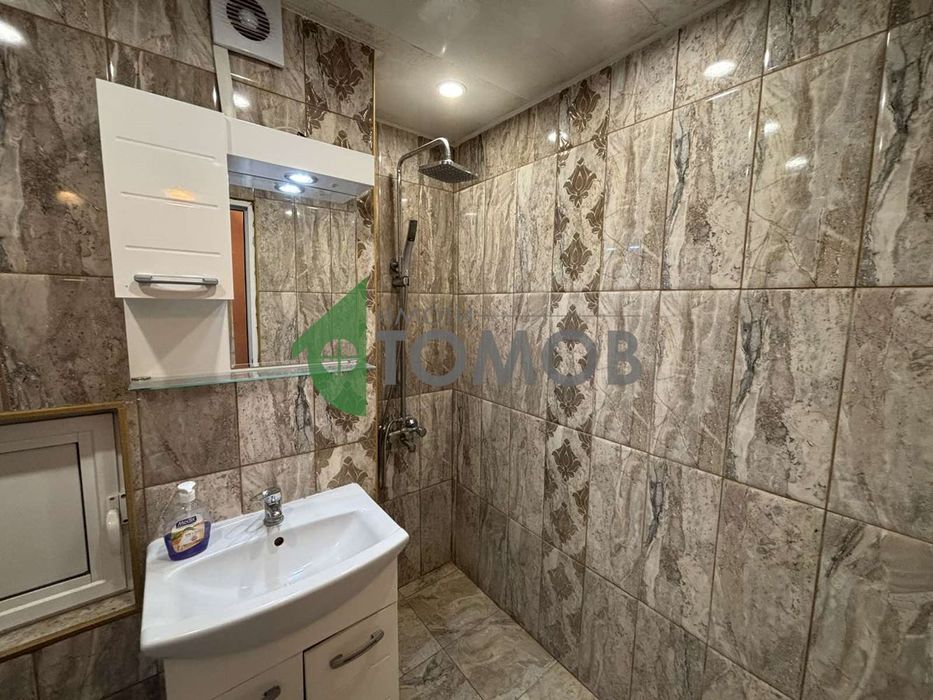 Продава се Тристаен апартамент в Стара Загора, Три чучура - север - 86 кв.м за 907 €/кв.м - Снимка #12