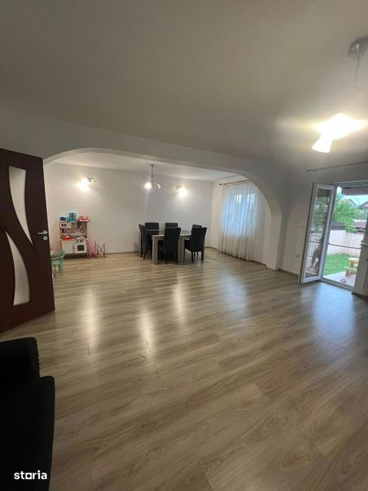 De vanzare Casa insiruita, zona Centru.