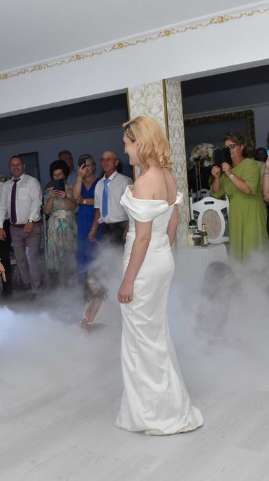 Rochie de mireasa cu trena detasabila
