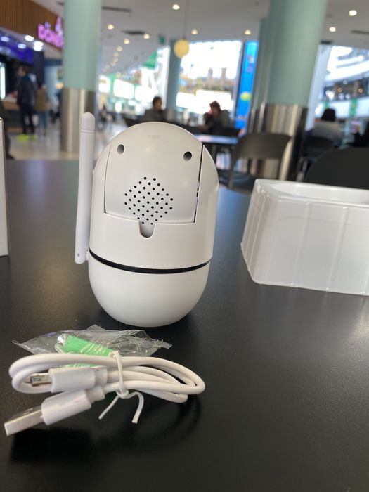 Высококачественный робот- няня.