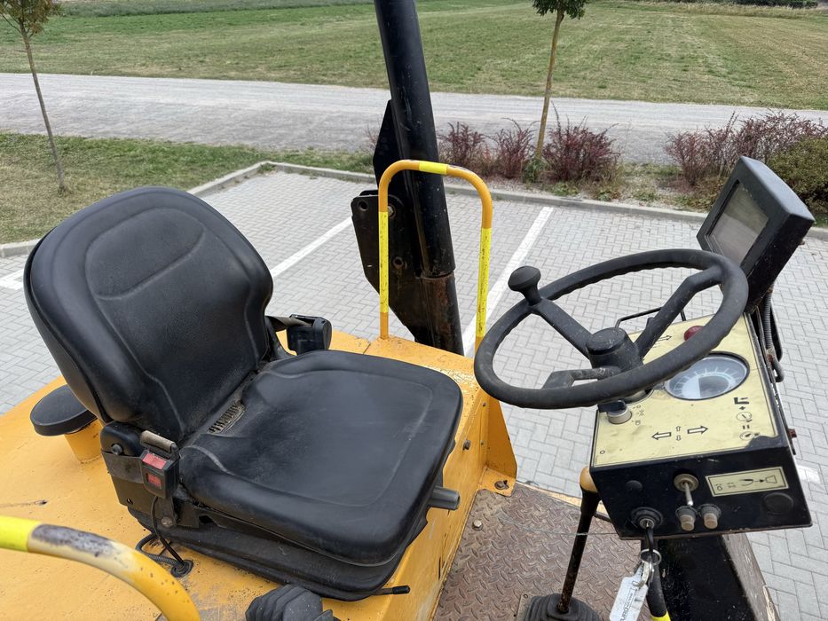 De vanzare sau da inchiriat Dumper de 9 Tone
