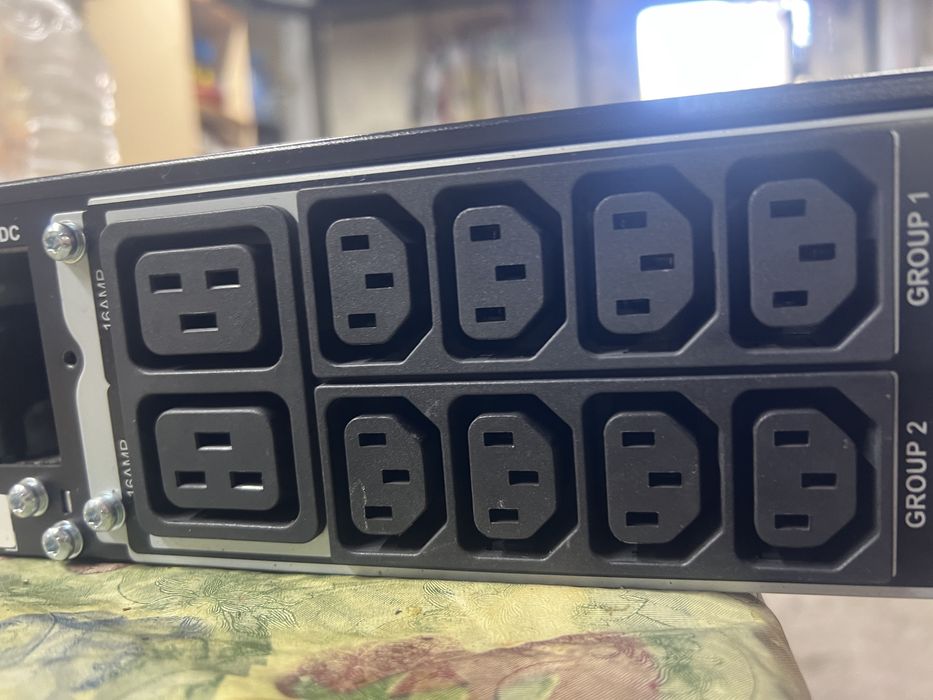 UPS Smart APC smt3000rmi2unc