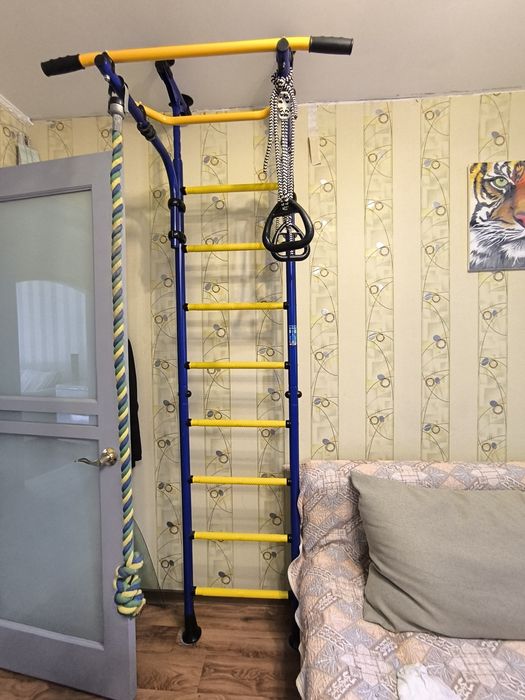 Спортивный комплекс . Шведская стенка