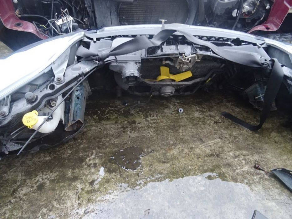 Vand Fata completa Ford Fiesta din 2007 volan pe stanga