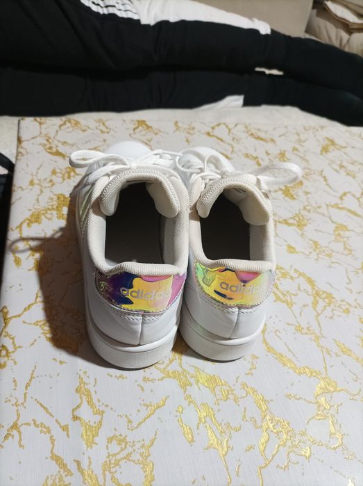 Adidas маратонки