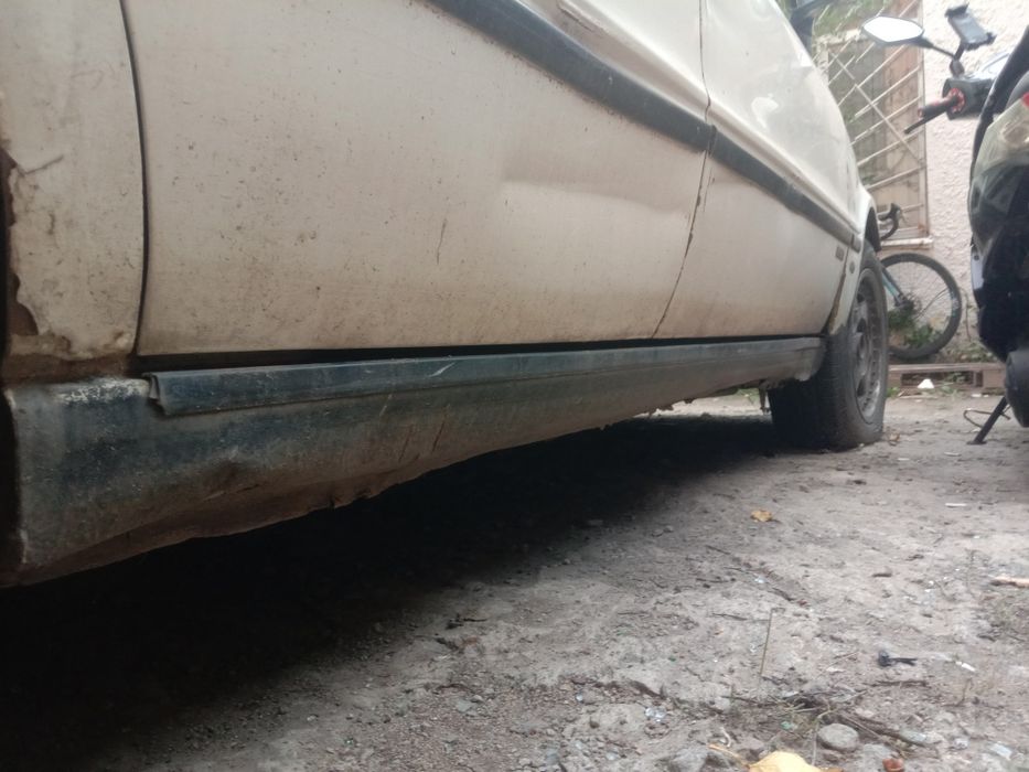 Продам Ауди 80 б4