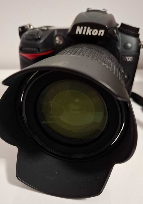 Nikon D 7000 + светкавица Nikon SB 700