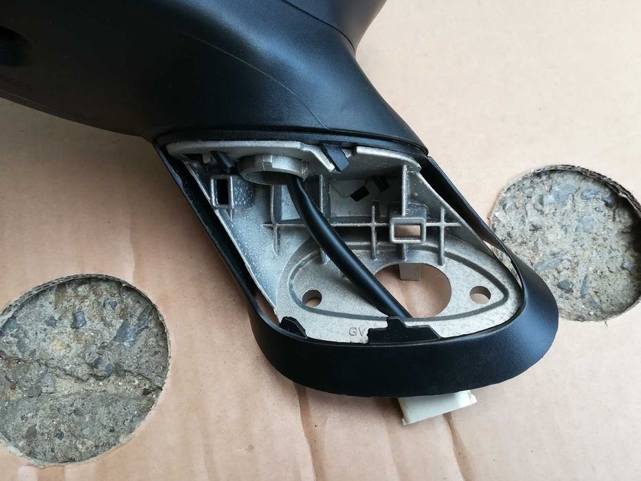 Дясно огледало Fiat Grande Punto / Фиат Гранде Пунто ( огледала )