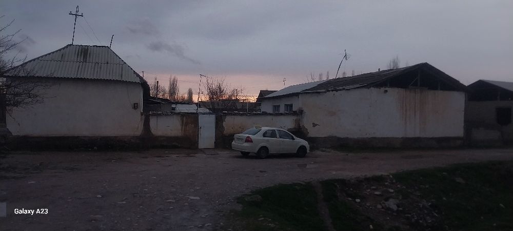 Участка и дом продаётся