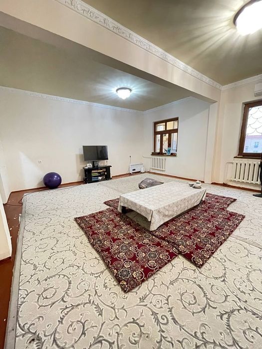 Продаётся 4-комнатная квартира Юнусабад ор-р Корзинка/Торговый Центр