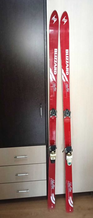 Blizzard - schiuri de tură 185-190