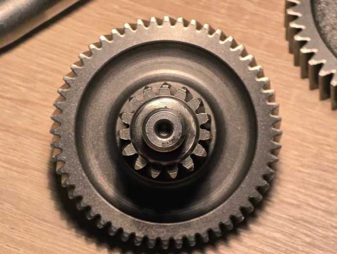 Set pinioane grup reductor scuter chinezesc GY6 4 timpi cu bascula