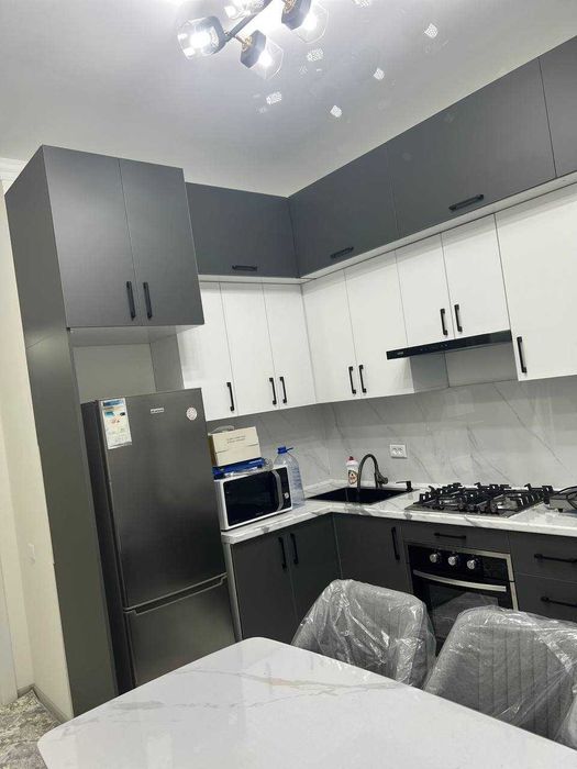 Сдается 4 комнатная квартира на Паркентском абсолютно новая квартираЖК